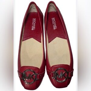 👠LIKE NEW MICHAEL KORS Fulton Moccasin Women’s ballet flats in size 8.5👠